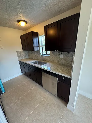 1141 W River Dr Photo 1