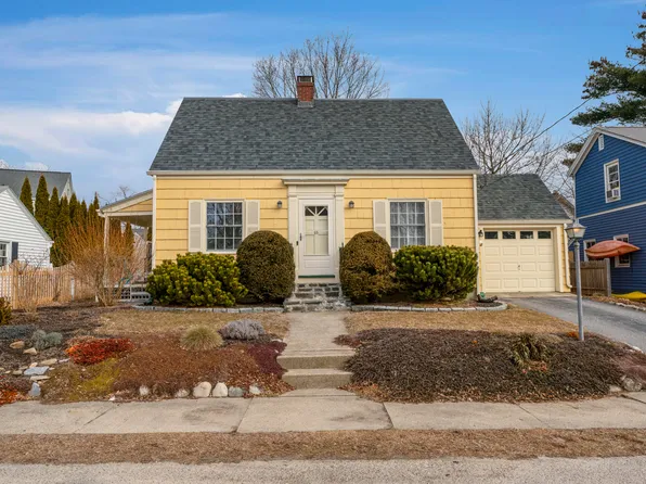 25 Vivian Street, South Portland, ME 04106