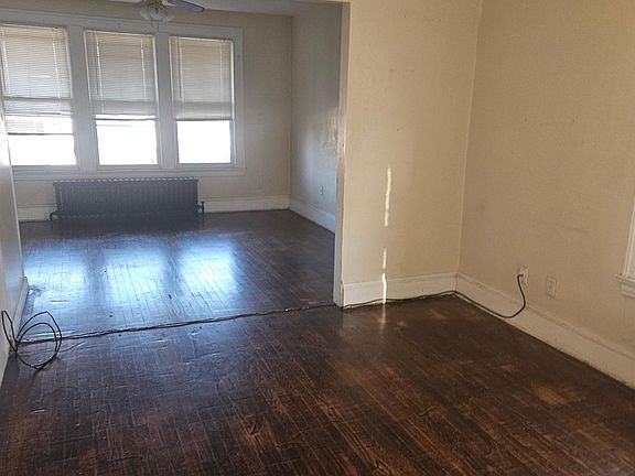 5th image of 26 Vine St #2