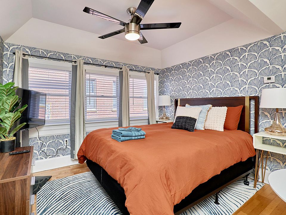 1st image of 3805 Lindell Blvd APT H