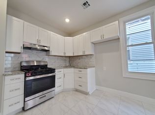 18 McDougall St #2E, Jersey City, NJ 07304