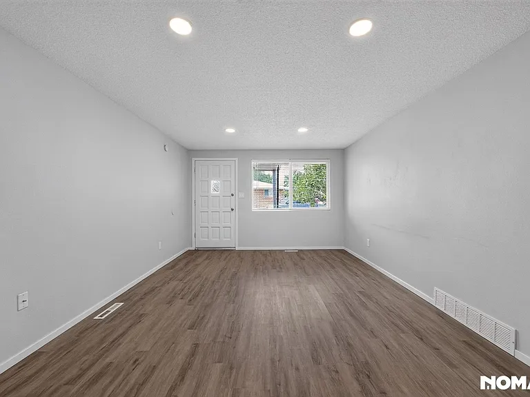 3509 Butternut Dr — Photo 5