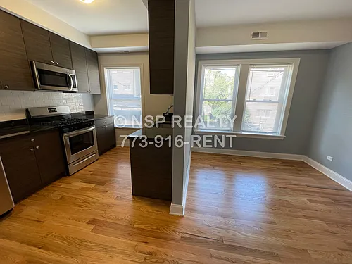 1644 W Pratt Blvd Photo 1