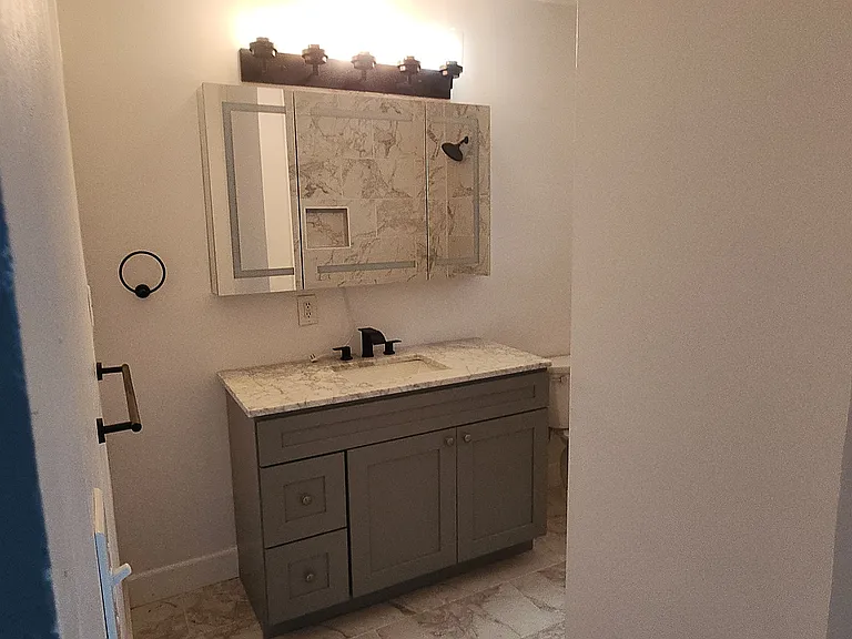858 S Riverside Ave — Photo 19