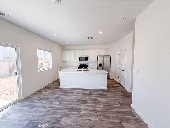 2nd image of 4496 Bellaire Ave
