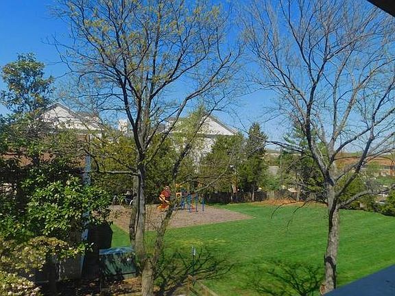 4th image of 5616 Bloomfield Dr