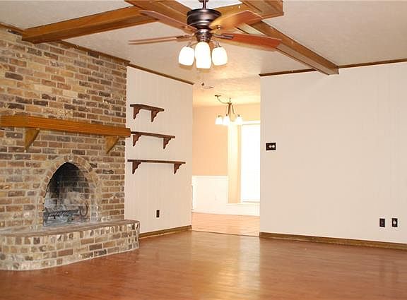 3rd image of 311 Anzio Dr