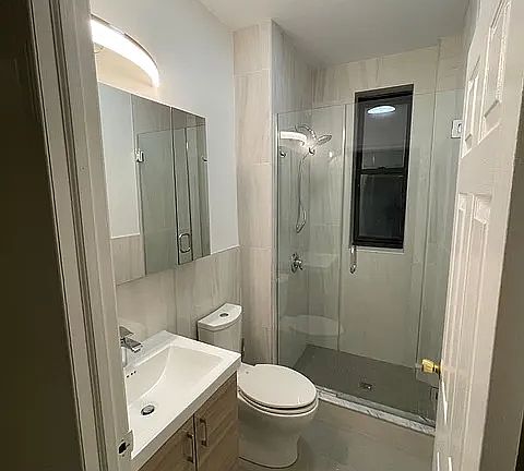 3rd image of 92 Orchard St #5