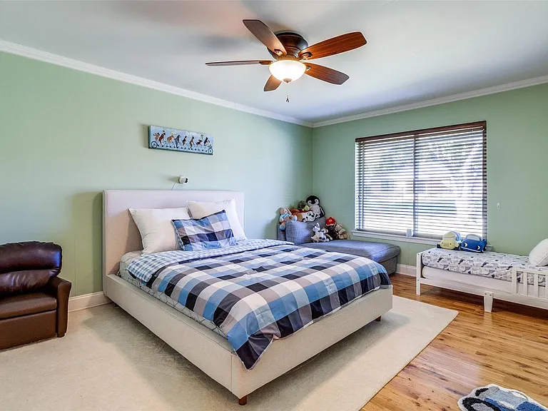 7350 Fieldgate Dr — Photo 22