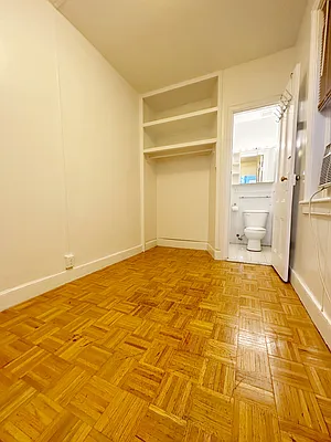 Rented by Compass | media 3