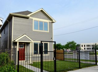 1300 S Heath Ave, Chicago, IL 60608