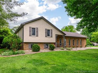 8512 Falcon Rd, Charlestown, IN 47111