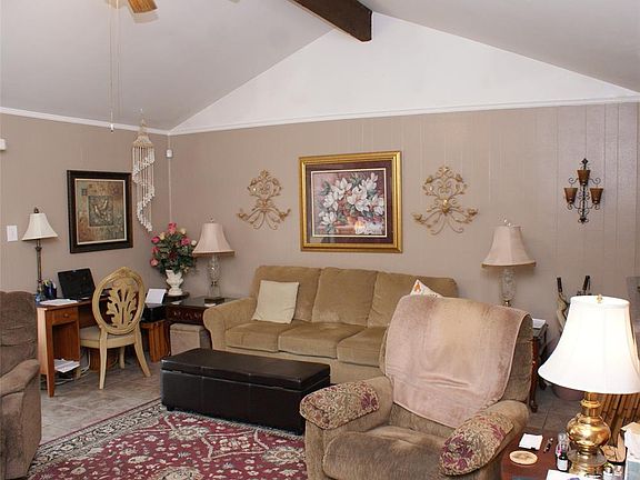 4th image of 1630 Chilton Ln