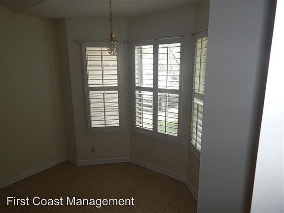3rd image of 219 S Teakwood Ct