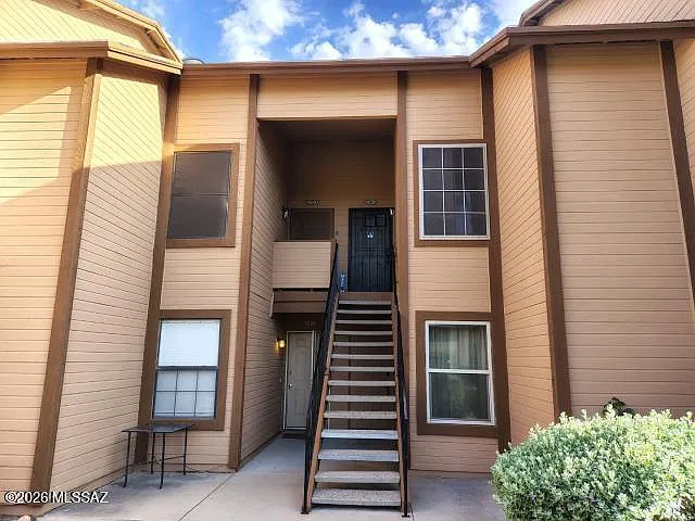 2 bedroom Condo,$1095.00 — Photo 1