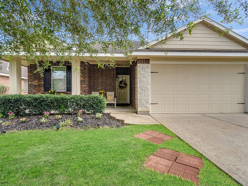 1st image of 21470 Forest Colony Dr