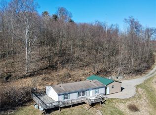 5868 Green Ridge Rd SE, New Philadelphia, OH 44663