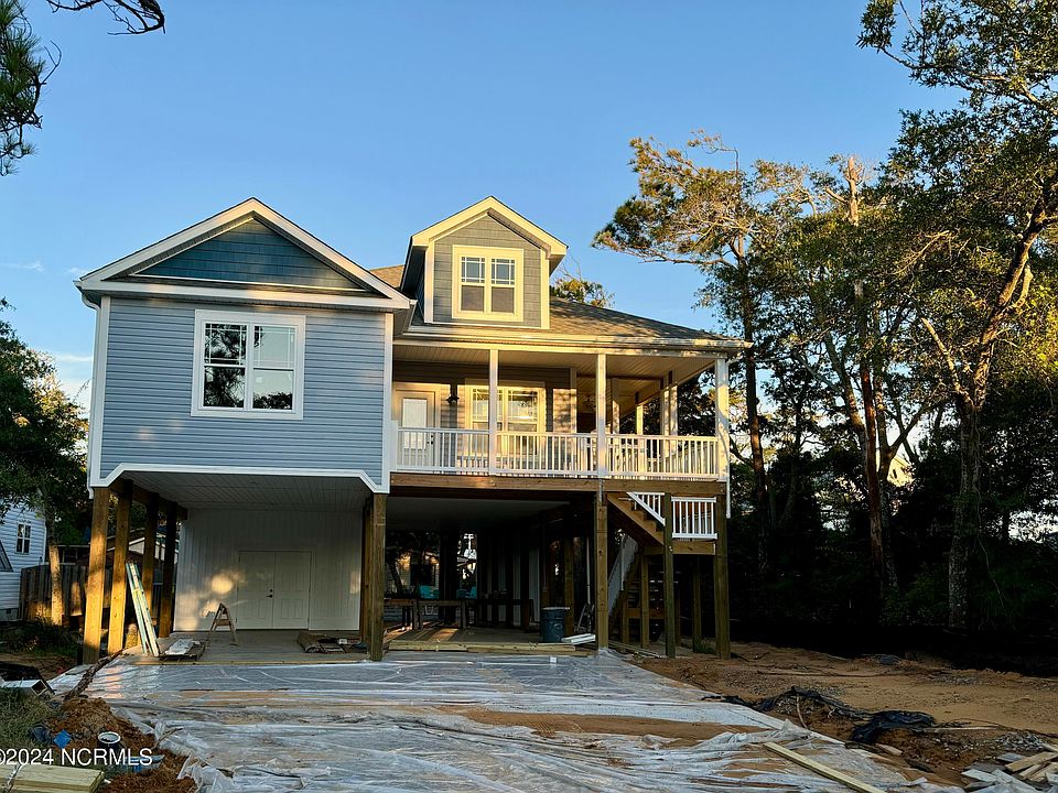 1st image of 106 NE 52nd Street