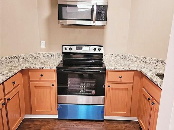 2nd image of 3001 Susan Ct