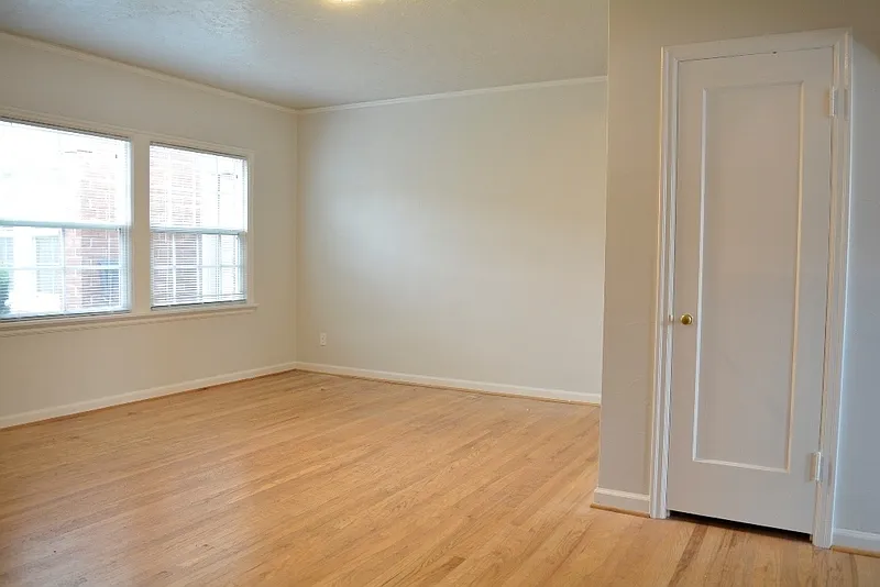 1 bed, 1.0 bath, 620 sqft, $1,295 — Photo 3
