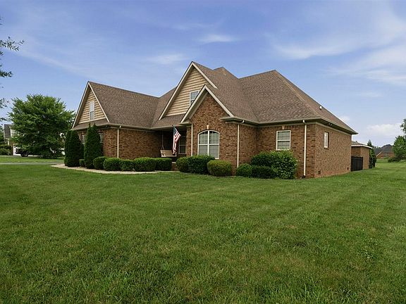 3rd image of 4638 Fairvue Farm Blvd