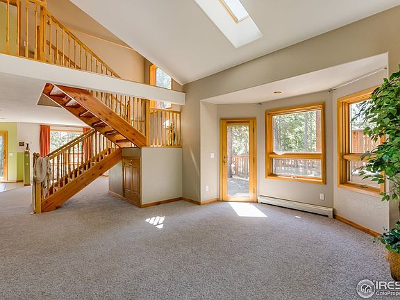 5th image of 274 Sky View Dr N