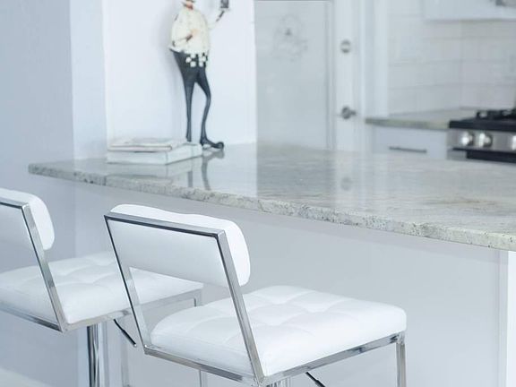4th image of 59 Grovers Ave #1