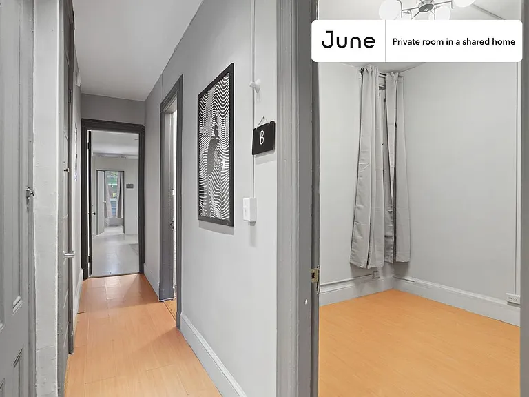 336 W 47th St #2D — Photo 5