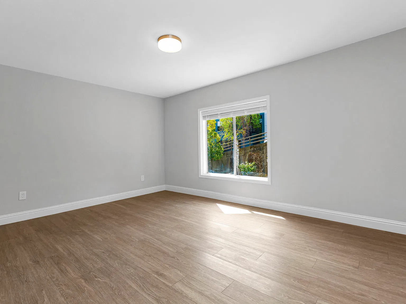 390 Liberty St #1 - Image 4