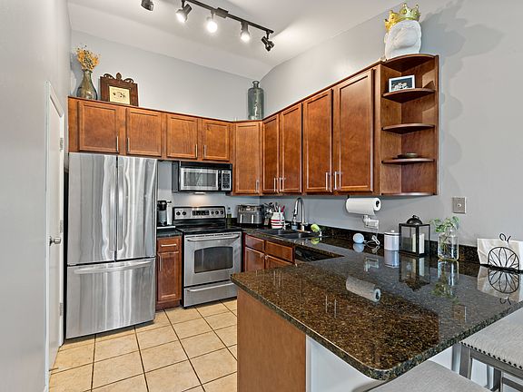 3rd image of 6020 E Lake Dr APT 3A