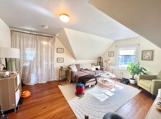 105 Day St Floor 3, Jamaica Plain, MA 02130