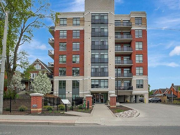 4th image of 399 Queen St S #101