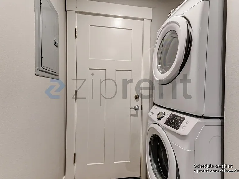 7924 SE Raymond St #B — Photo 11