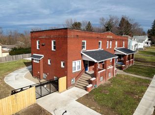 650 Clearmont Dr #D, Youngstown, OH
