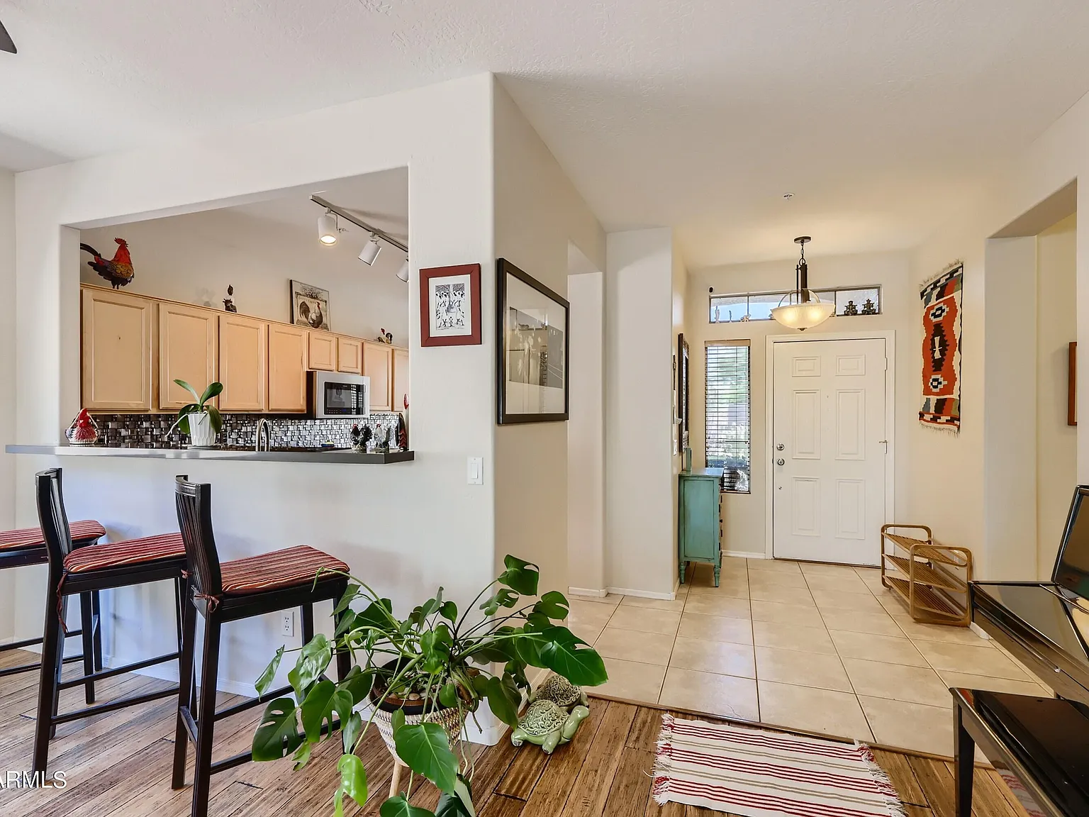 3 bed, 2.5 bath, 1898 sqft, $3,500 — Photo 4