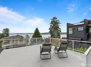 16917 SE 38th Pl, Bellevue, WA 98008