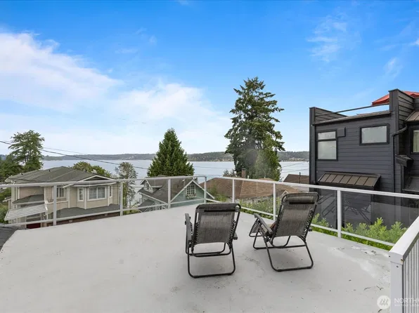 16917 SE 38th Place, Bellevue, WA 98008