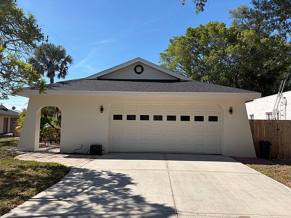 2nd image of 303 Buena Vista Ave