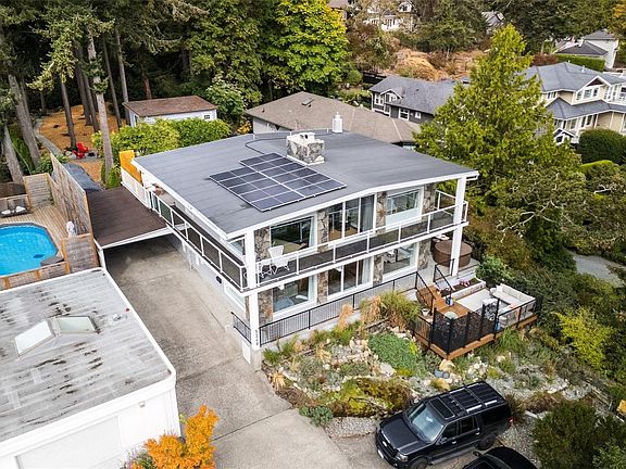 4th image of 5248 Parker Ave