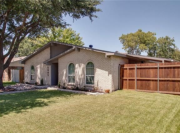 3rd image of 5005 Amhurst Ln