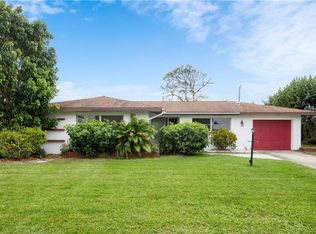 228 SE 43rd Ln, Cape Coral, FL 33904