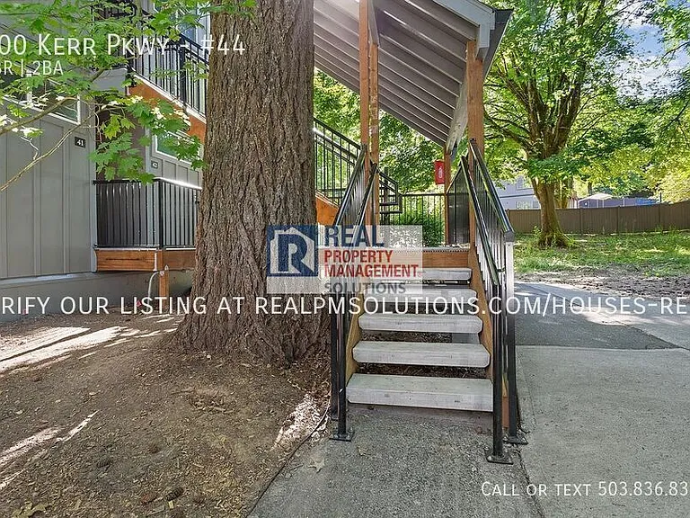100 Kerr Pkwy #44 — Photo 2
