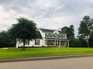 719 Foxcroft Dr, Fayetteville, NC 28311