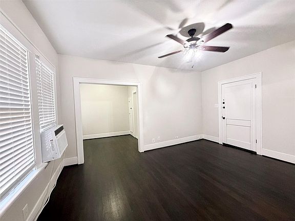 4th image of 1126 Berthea St APT 11