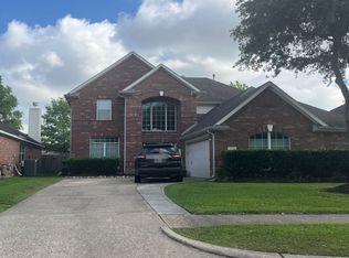 2138 Robinwood Dr, Deer Park, TX 77536