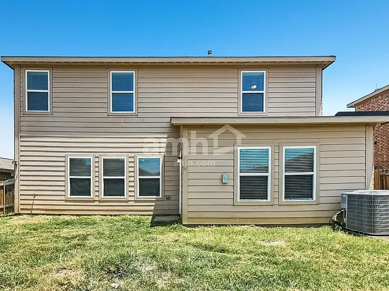 8960 Blackhaw St — Photo 18