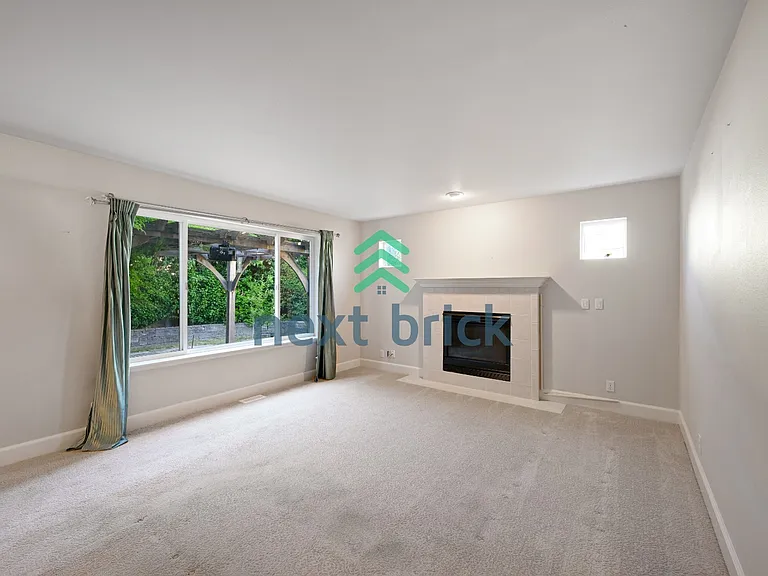 17356 SE 187th St — Photo 5