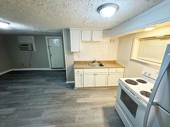 5th image of 706 Chickamauga Ave #20
