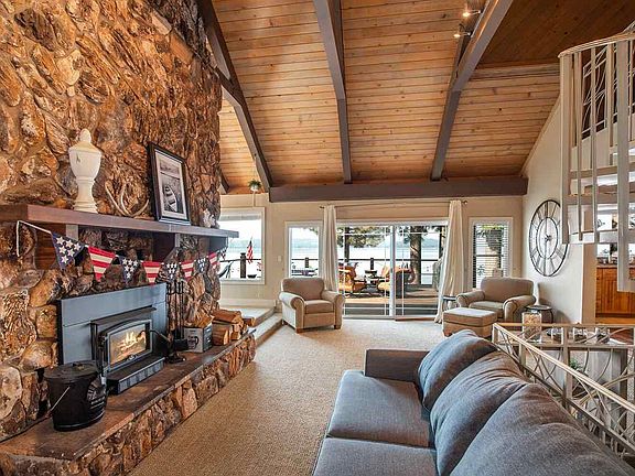 4th image of 1219 Driftwood Cove Rd