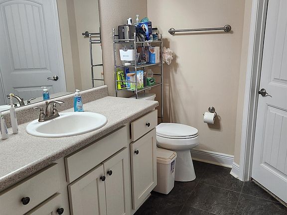 4th image of 1716 Firefly Ln